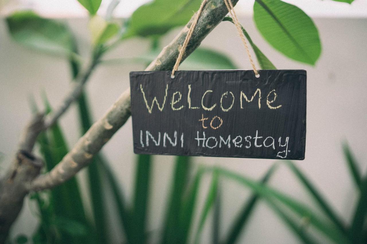 Inni Homestay Malang Extérieur photo